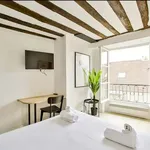 Rent 4 bedroom apartment of 44 m² in Paris