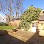 Rent 4 bedroom house in Northamptonshire