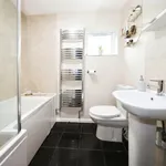 Rent 3 bedroom flat in West Midlands