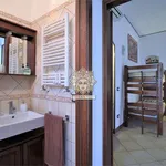 Rent 8 bedroom apartment of 105 m² in Noto