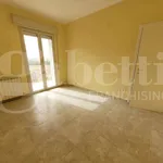 Rent 3 bedroom apartment of 60 m² in Syracuse