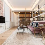 Rent 1 bedroom apartment of 130 m² in Madrid