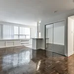 Appartement de 731 m² avec 1 chambre(s) en location à Toronto