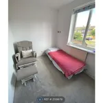 End terrace house to rent in Amberley Road, Slough SL2