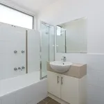 Rent 2 bedroom apartment in Melbourne