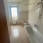 Rent 3 bedroom apartment of 70 m² in Milano