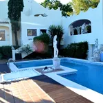 Alquilo 7 dormitorio casa de 4000 m² en Marbella