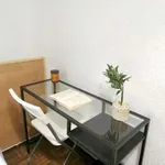 Rent a room of 209 m² in madrid