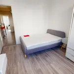 Appartement de 10 m² avec 4 chambre(s) en location à Saint-Étienne