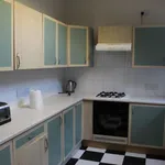 Rent 6 bedroom house in East Midlands