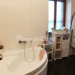 Rent 5 bedroom apartment of 130 m² in Naples