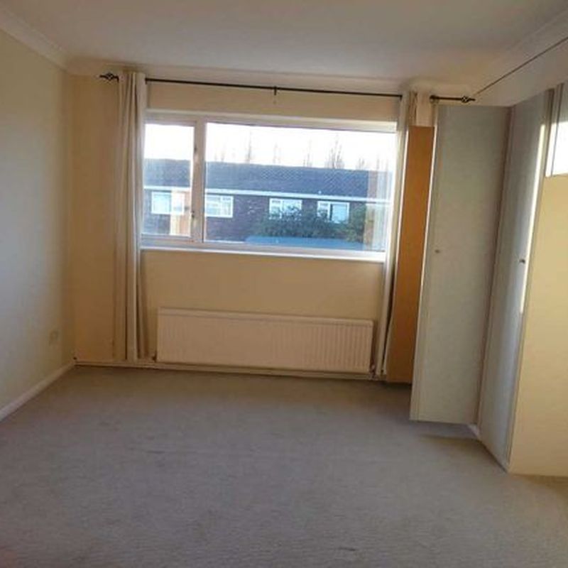 Flat to rent in Warwick Road, Scunthorpe DN16 Frodingham