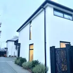 Rent 4 bedroom apartment in Christchurch