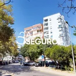 Rent 3 bedroom apartment of 110 m² in Almada