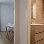 Rent 4 bedroom apartment of 65 m² in Barcelona