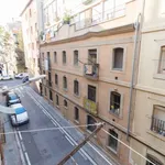 Rent 1 bedroom apartment of 33 m² in barcelona