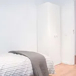 Rent a room of 140 m² in madrid