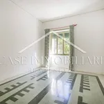 Affitto 5 camera appartamento di 181 m² in Rome