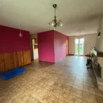 Maison de 87 m² avec 1 chambre(s) en location à Les Baux-Sainte-Croix