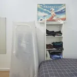 Rent a room in lisbon