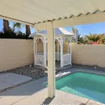 Rent 4 bedroom house of 159 m² in Palm Springs