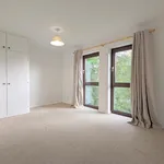 Rent 2 bedroom flat of 66 m² in Malvern Hills