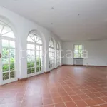 Rent 5 bedroom house of 210 m² in Torino