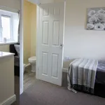 Rent 5 bedroom house in Yorkshire And The Humber