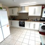 Rent 6 bedroom house in Wales