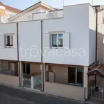 Rent 5 bedroom apartment of 60 m² in Alba Adriatica