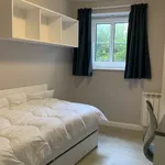 Rent 3 bedroom flat in South East England