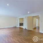 Rent 2 bedroom house in Glasgow