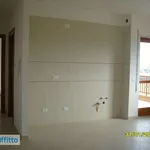 Affitto 3 camera appartamento di 60 m² in Taranto