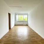 Rent 3 bedroom apartment of 87 m² in Chemnitz