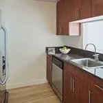 Rent 2 bedroom apartment in Manhattan