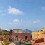 Affitto 3 camera appartamento di 74 m² in Pozzuoli