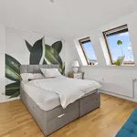 Rent 1 bedroom apartment of 120 m² in berlin