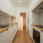 Rent 4 bedroom apartment of 116 m² in Lisbon