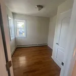 Rent 3 bedroom apartment of 230 m² in Staten Island