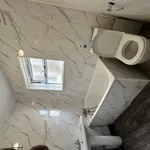 Rent 4 bedroom flat in London