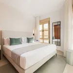 Rent 1 bedroom apartment of 68 m² in Málaga