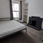 Rent 5 bedroom flat in Wales