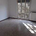 Affitto 4 camera appartamento di 137 m² in Albano Sant'Alessandro