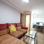 Rent a room of 80 m² in valencia