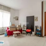 Rent 2 bedroom apartment of 50 m² in Milan