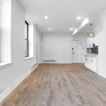 Rent 3 bedroom apartment in New York