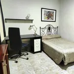 Rent a room of 55 m² in Madrid