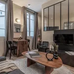 Appartement de 33 m² avec 2 chambre(s) en location à Paris