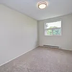 Rent 3 bedroom apartment in New Hamburg, ON