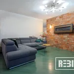 Rent 3 bedroom apartment of 86 m² in Krakow